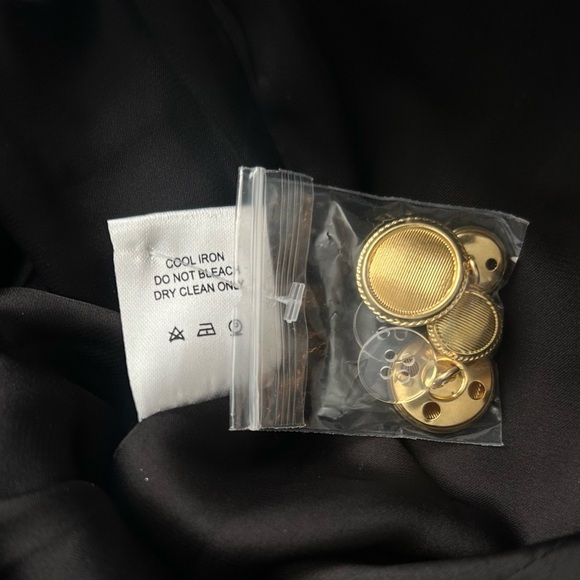 Revolve Assignment Bianca Jacket in Black Tweed Revolve Square Neck Size XS NWOT - Picture 15 of 16